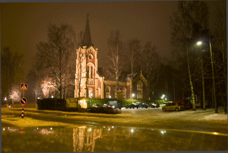 K&auml;rk&ouml;l&auml;n kirkko