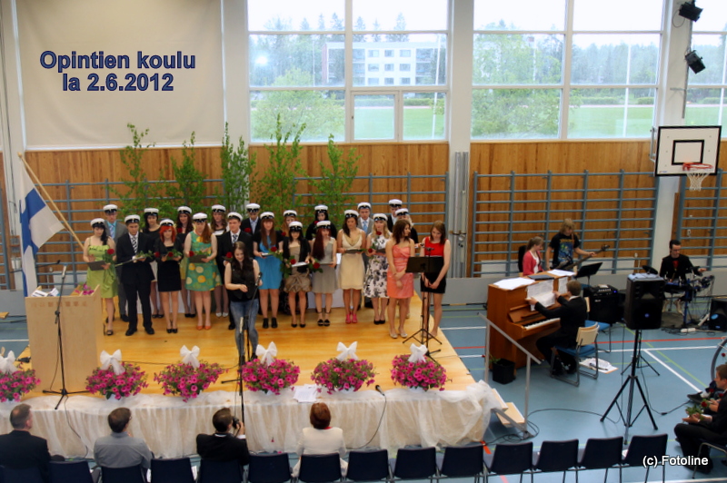 opintien koulu ylioppilaat 2012